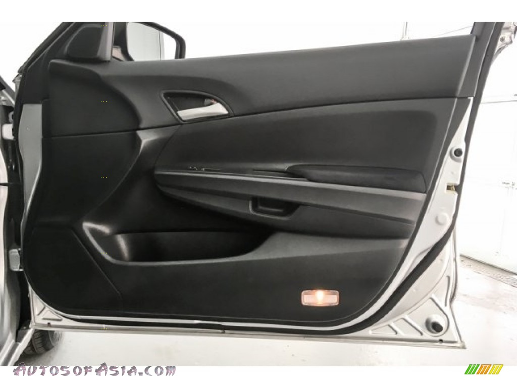 2011 Accord LX Sedan - Alabaster Silver Metallic / Black photo #30