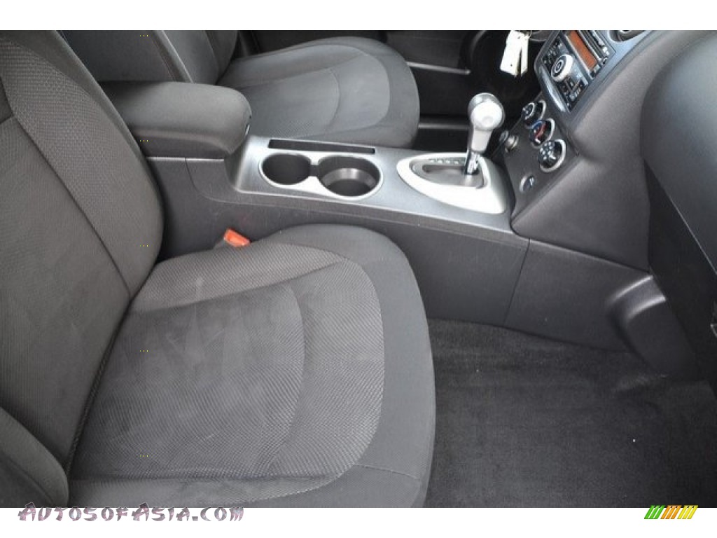 2011 Rogue S AWD - Platinum Graphite / Black photo #17