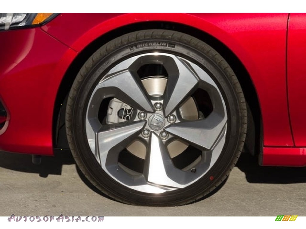 2018 Accord Touring Sedan - Radiant Red Metallic / Ivory photo #12