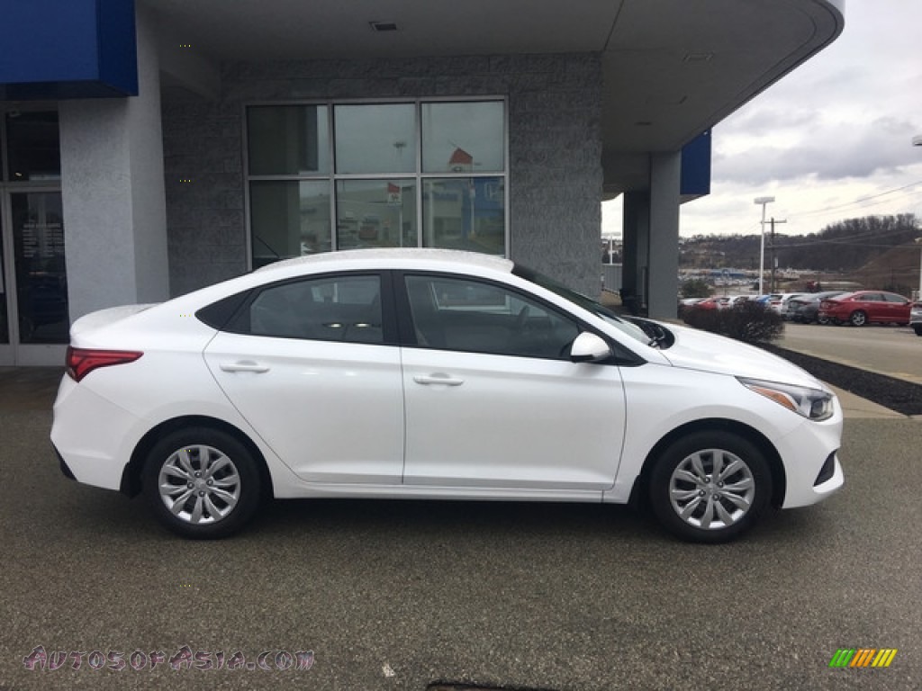 2018 Accent SE - Frost White Pearl / Beige photo #3