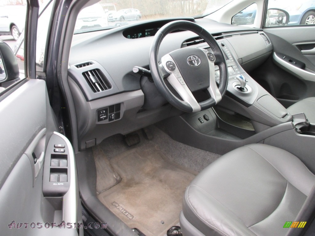2010 Prius Hybrid V - Winter Gray Metallic / Dark Gray photo #12