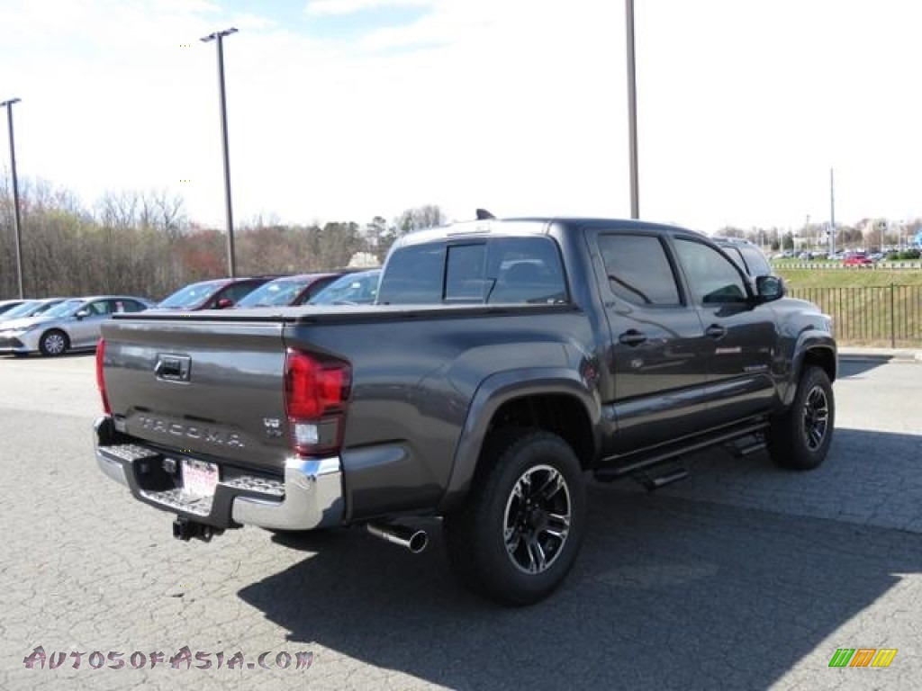 2018 Tacoma SR5 Double Cab - Magnetic Gray Metallic / Cement Gray photo #20