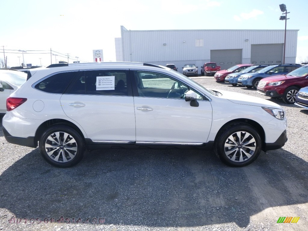 2018 Outback 3.6R Touring - Crystal White Pearl / Java Brown photo #3