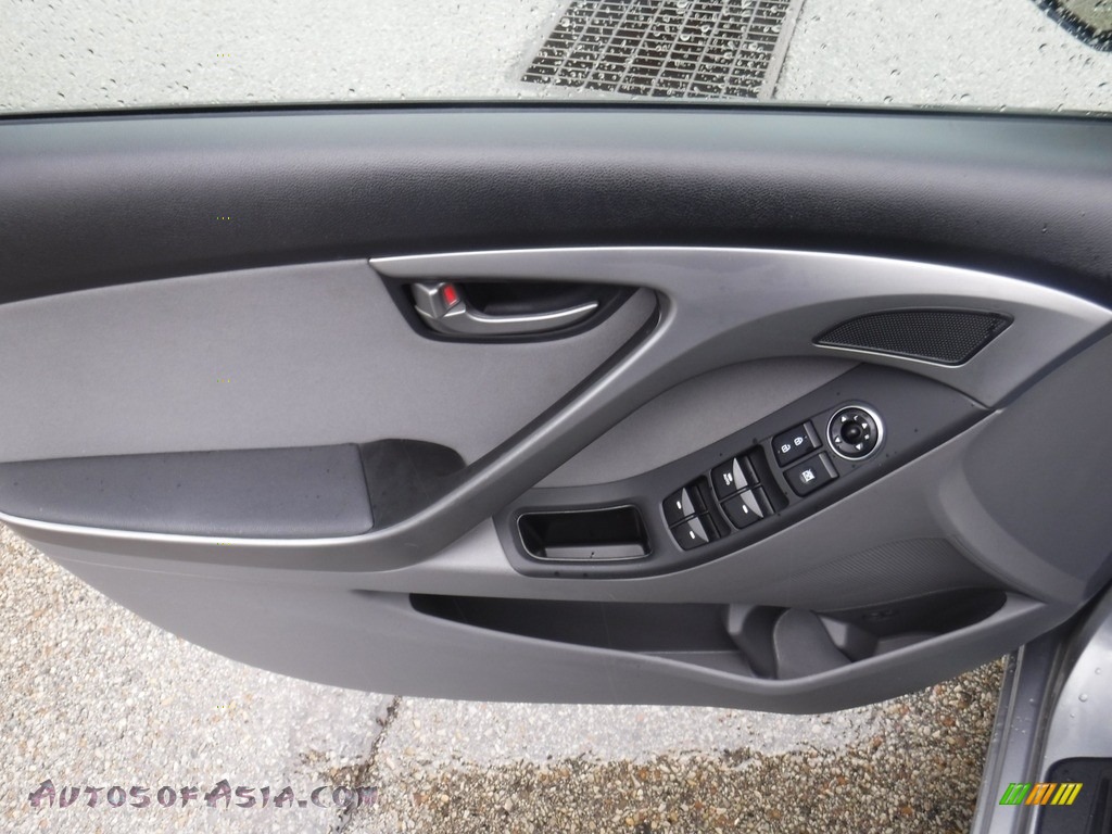 2015 Elantra SE Sedan - Titanium Gray Metallic / Gray photo #10