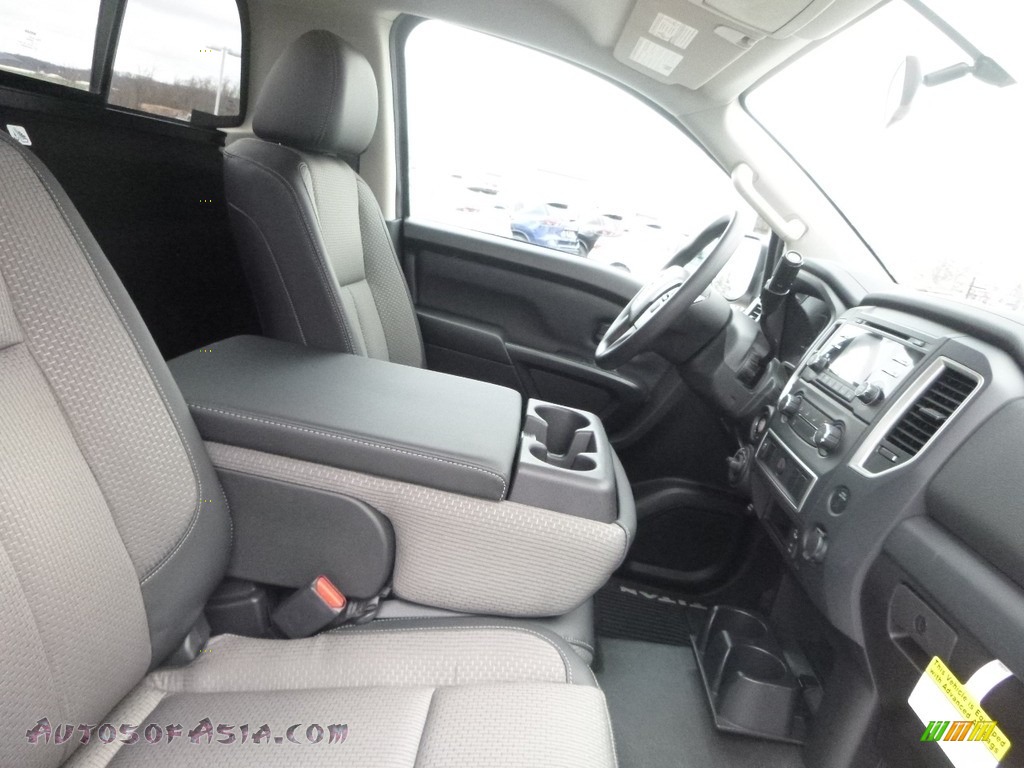 2018 TITAN XD S Single Cab 4x4 - Glacier White / Black photo #12
