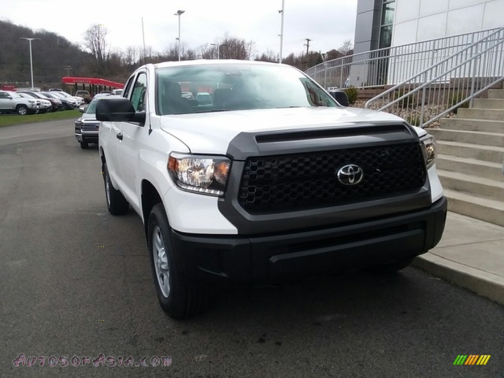 Super White / Graphite Toyota Tundra SR Double Cab 4x4