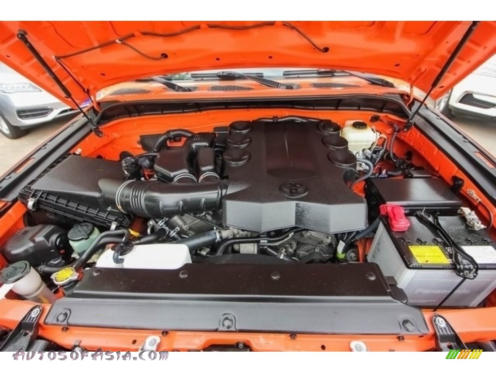 2014 FJ Cruiser 4WD - Magma Orange / Dark Charcoal photo #26