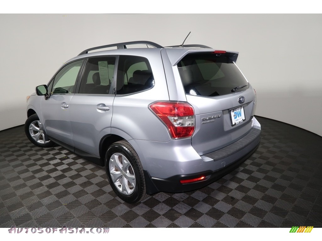2015 Forester 2.5i Limited - Ice Silver Metallic / Black photo #10