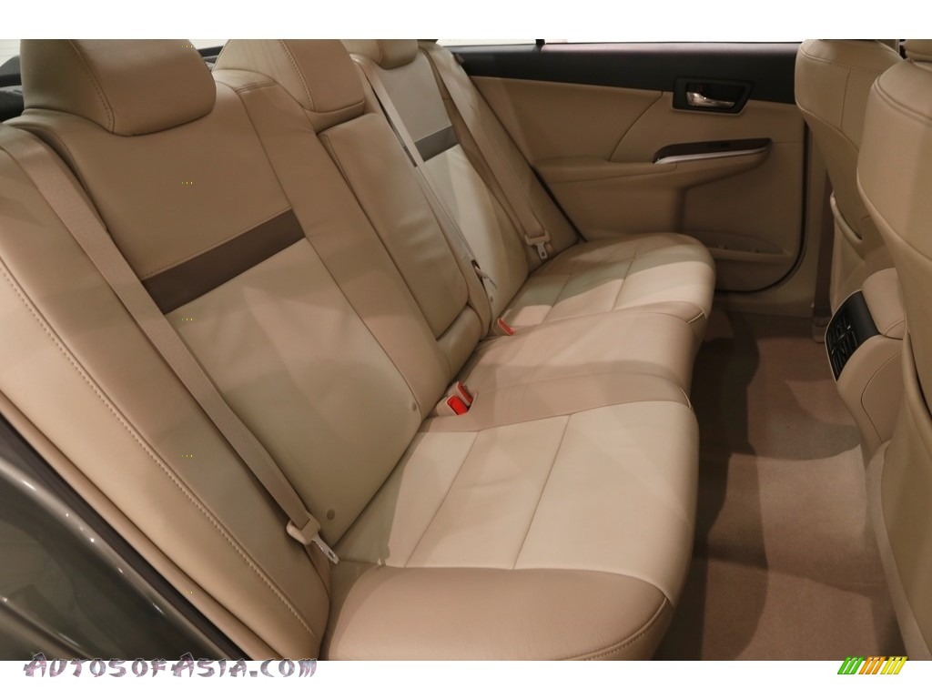 2012 Camry XLE - Cypress Green Pearl / Ivory photo #15