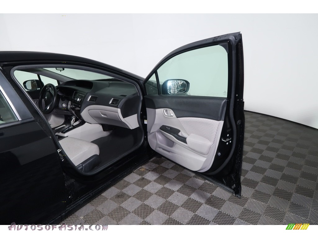 2015 Civic LX Sedan - Crystal Black Pearl / Gray photo #26