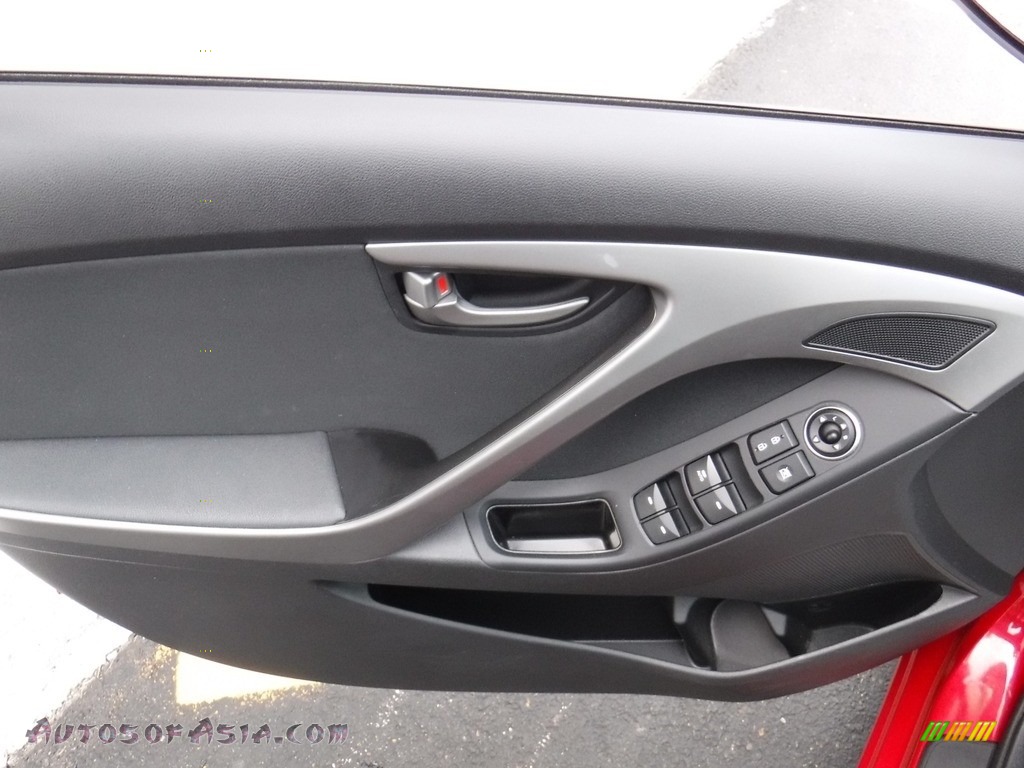 2015 Elantra SE Sedan - Geranium Red / Black photo #14