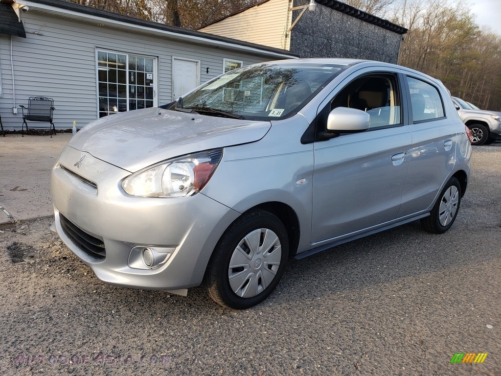 Starlight Silver / Black Mitsubishi Mirage DE