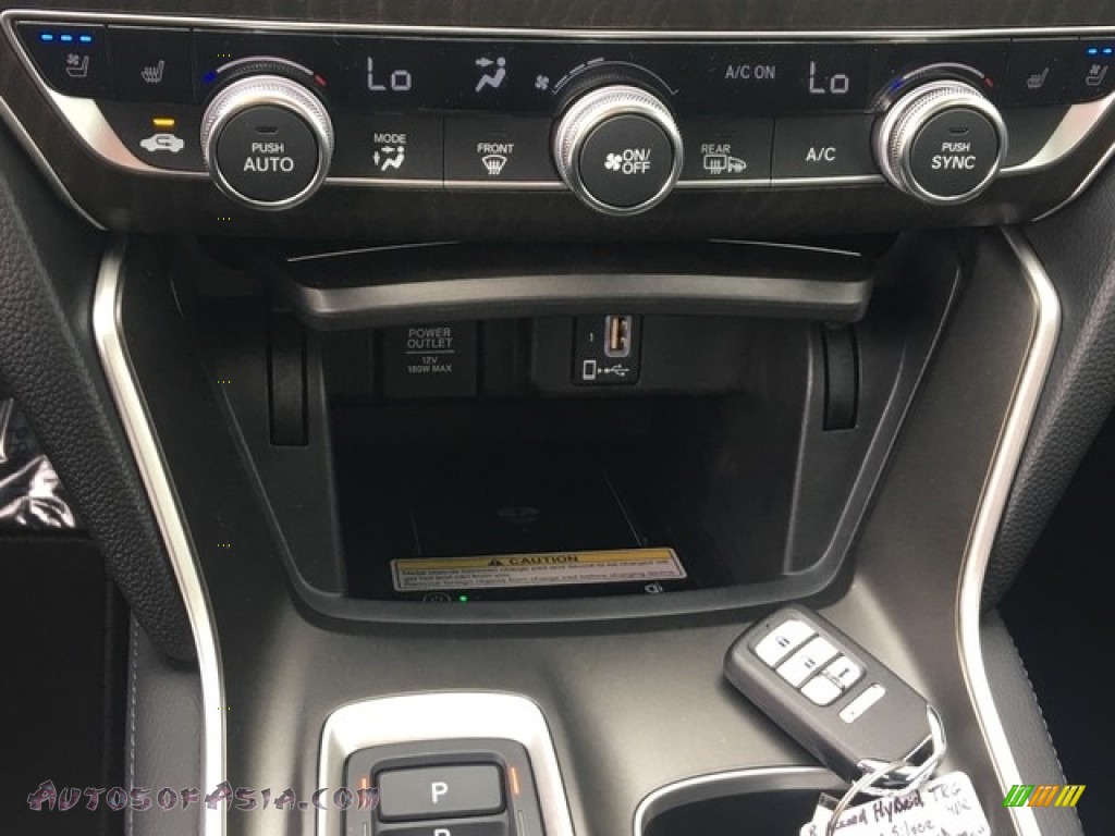 2018 Accord Touring Hybrid Sedan - Lunar Silver Metallic / Black photo #20