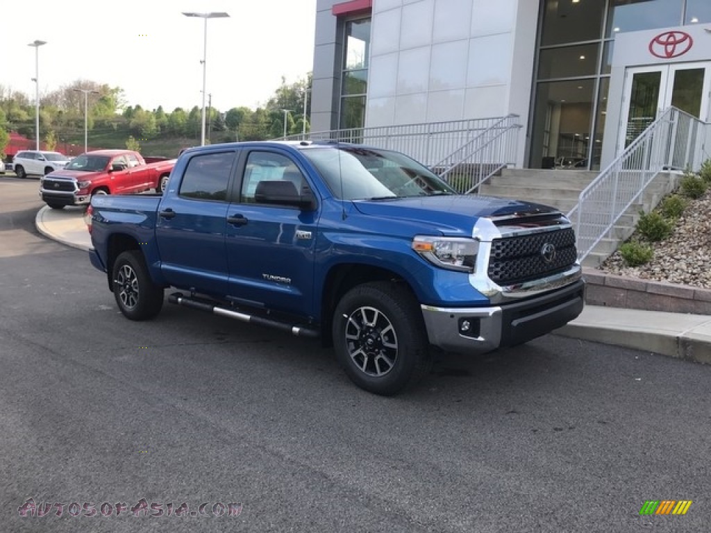 Blazing Blue Pearl / Graphite Toyota Tundra SR5 CrewMax 4x4