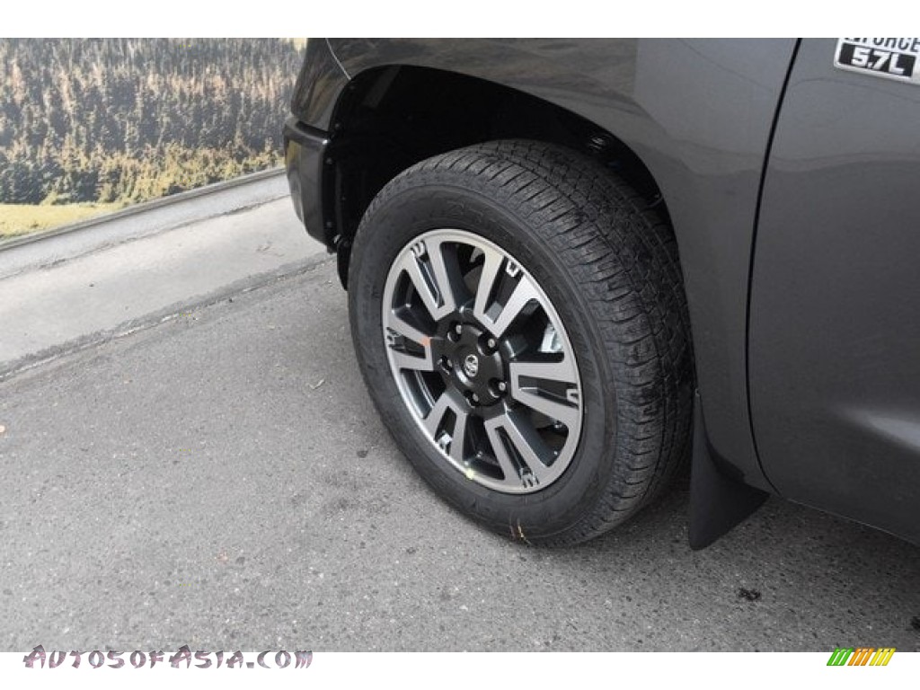 2018 Tundra SR5 Double Cab 4x4 - Magnetic Gray Metallic / Graphite photo #33