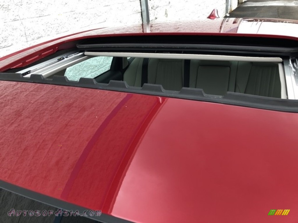 2018 Accord EX-L Hybrid Sedan - Radiant Red Metallic / Gray photo #9