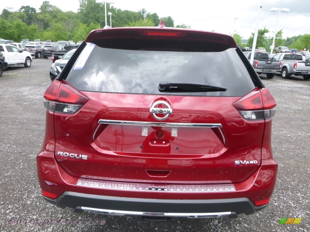 2018 Rogue SV AWD - Scarlet Ember / Charcoal photo #5