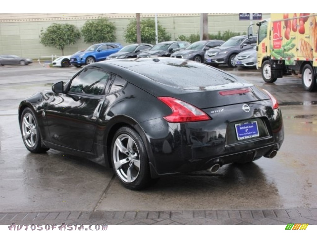 2009 370Z Touring Coupe - Magnetic Black / Persimmon Leather photo #5