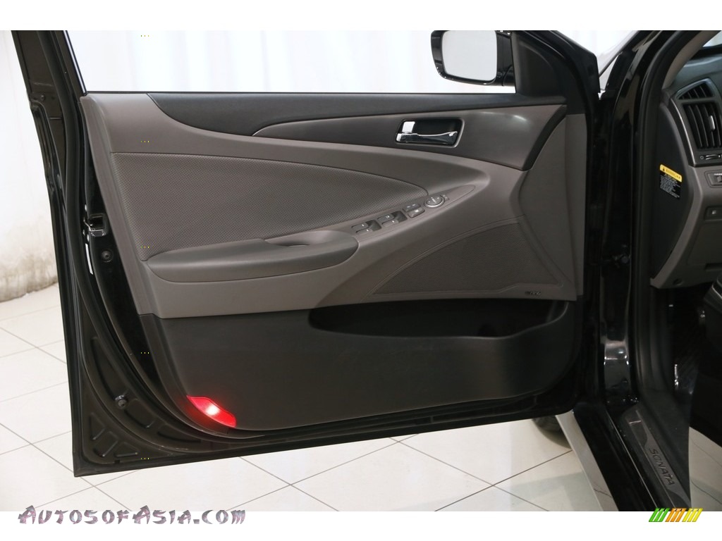 2015 Sonata Hybrid Limited - Eclipse Black / Gray photo #4