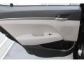 Hyundai Elantra SE Black photo #24