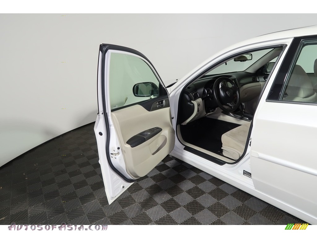 2011 Impreza 2.5i Premium Sedan - Satin White Pearl / Ivory photo #25