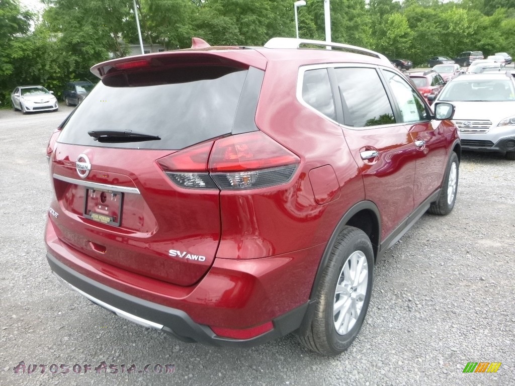 2018 Rogue SV AWD - Scarlet Ember / Charcoal photo #4