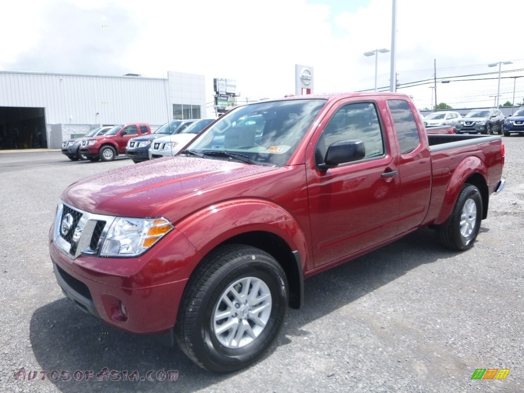 2018 Frontier SV King Cab 4x4 - Cayenne Red / Beige photo #8