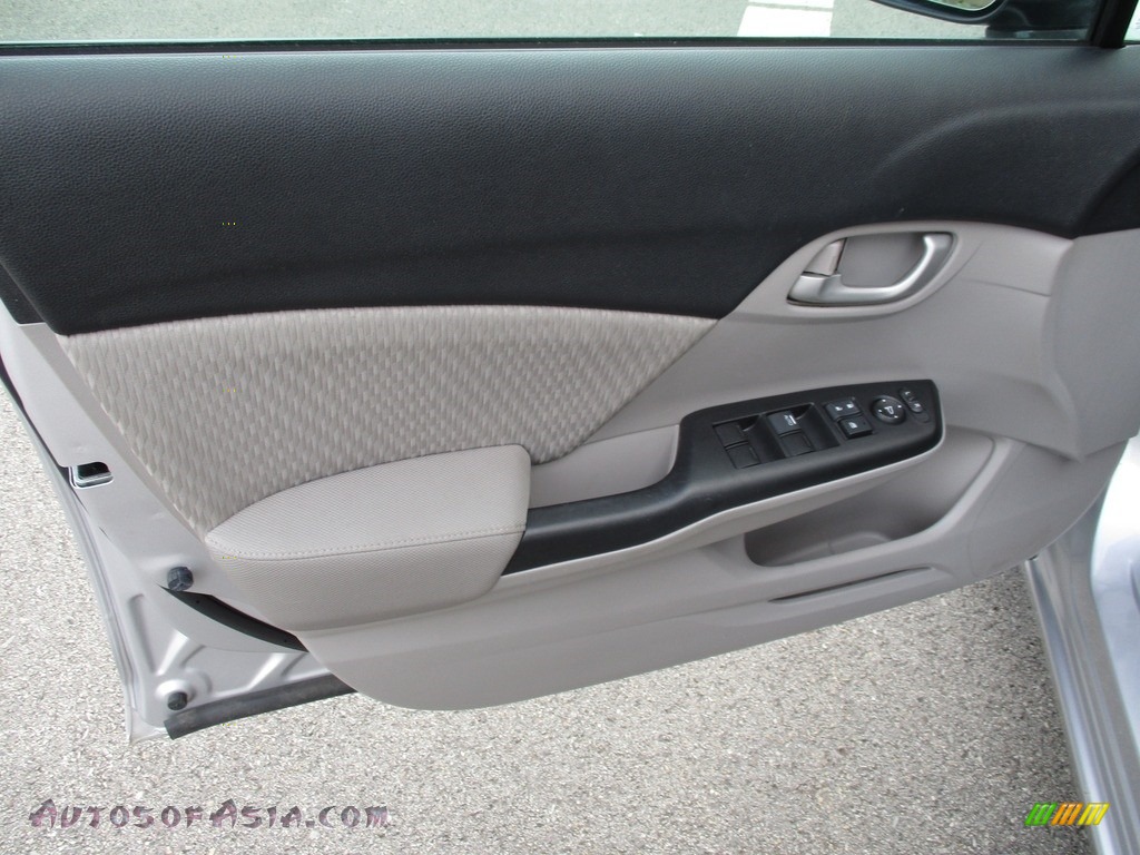 2015 Civic LX Sedan - Alabaster Silver Metallic / Gray photo #10