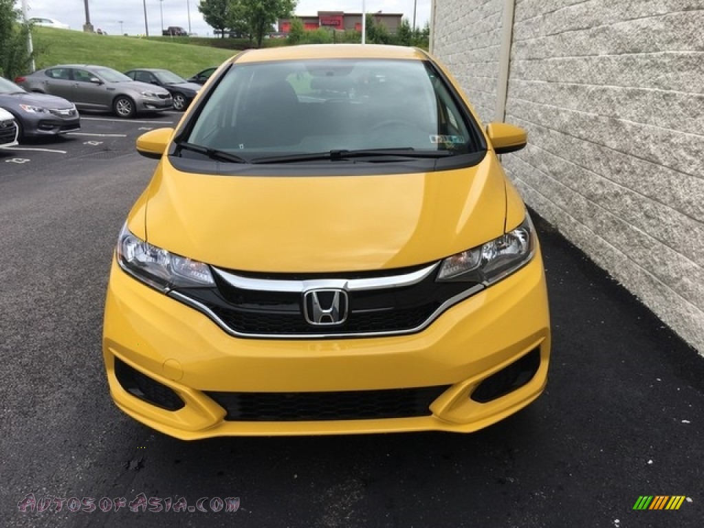 2019 Fit LX - Helios Yellow Pearl / Black photo #2