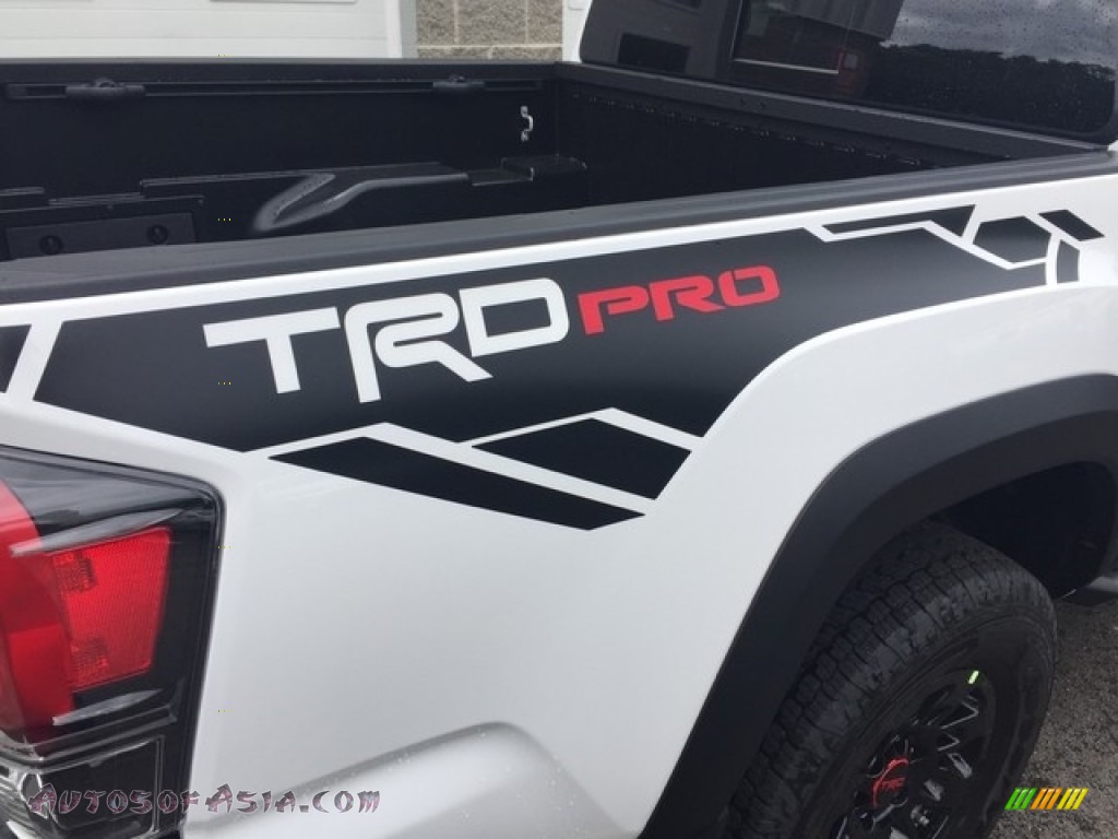 2018 Tacoma TRD Pro Double Cab 4x4 - Super White / Black/Red photo #5