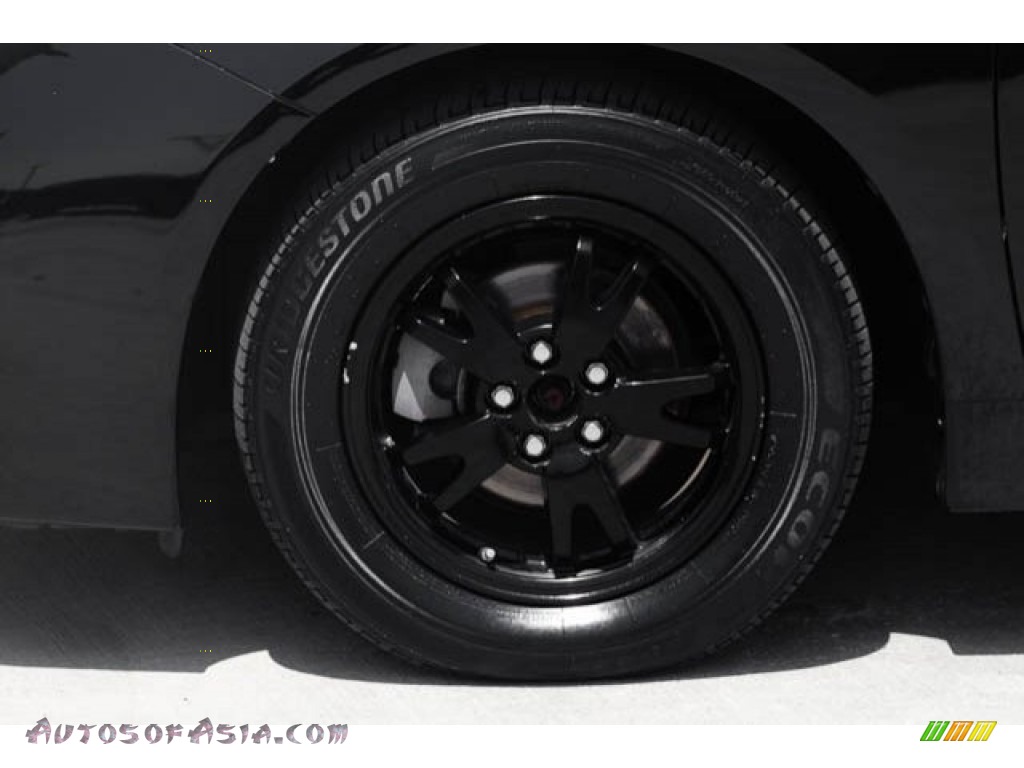 2014 Prius Four Hybrid - Black / Dark Gray photo #33