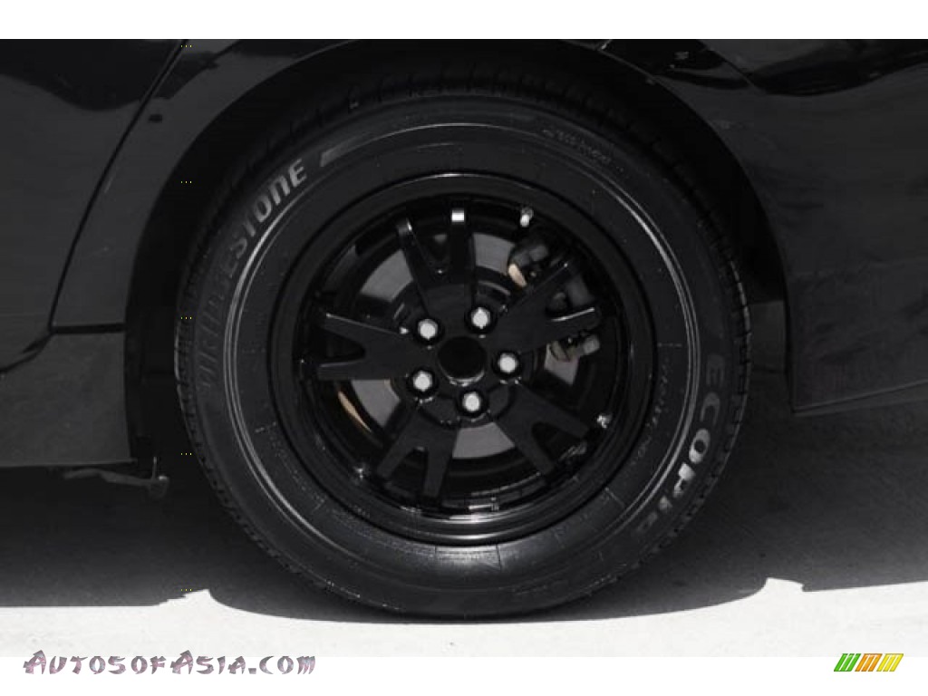 2014 Prius Four Hybrid - Black / Dark Gray photo #34