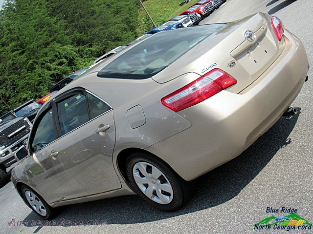 2008 Camry LE - Desert Sand Mica / Bisque photo #23