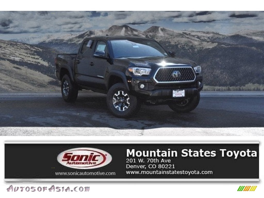 Midnight Black Metallic / Cement Gray Toyota Tacoma TRD Off Road Double Cab 4x4