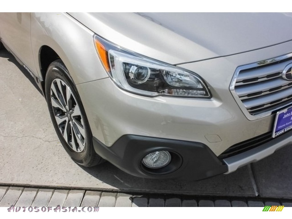 2017 Outback 3.6R Limited - Ice Silver Metallic / Warm Ivory photo #10