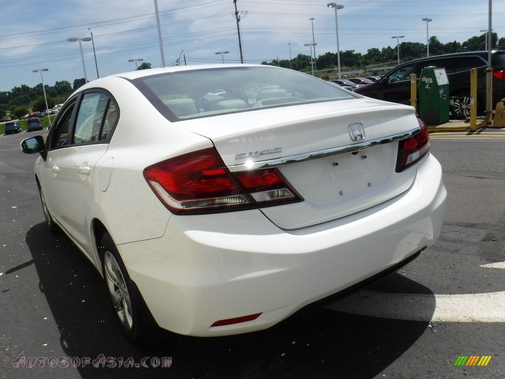 2015 Civic LX Sedan - Taffeta White / Beige photo #7
