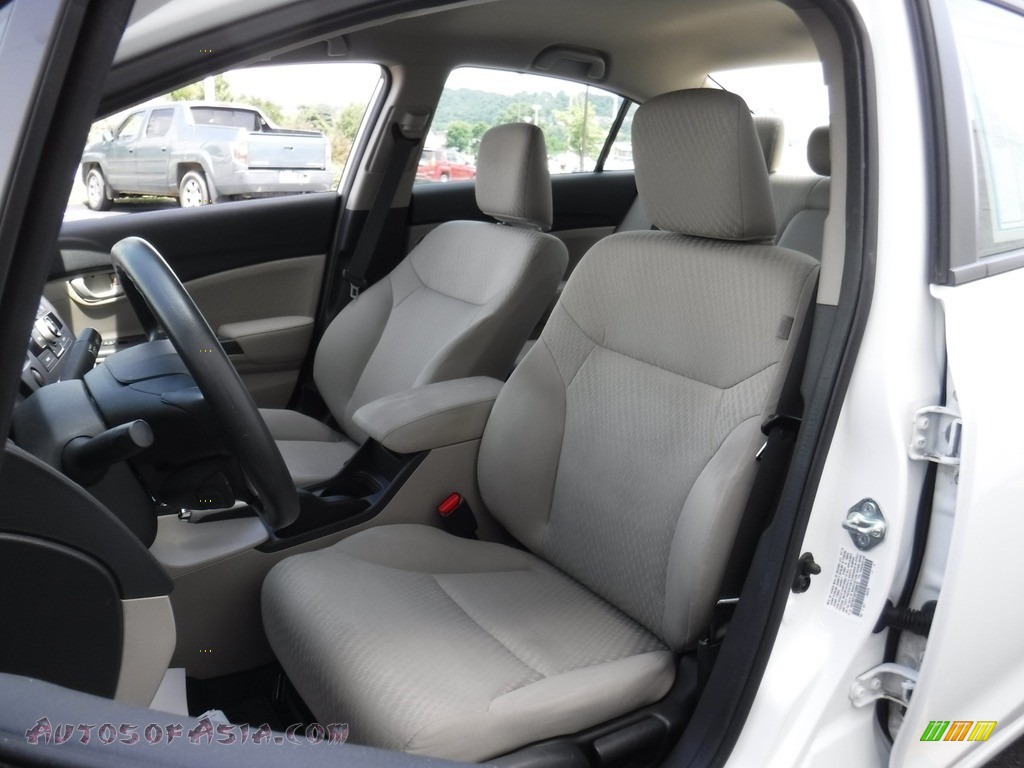 2015 Civic LX Sedan - Taffeta White / Beige photo #13