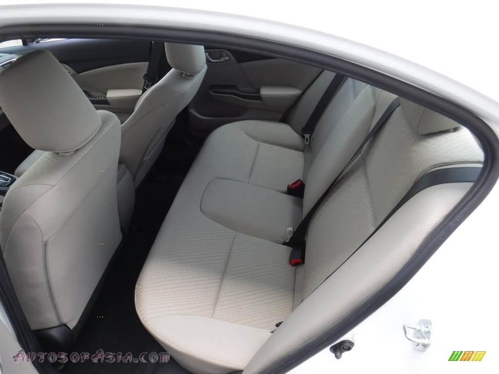 2015 Civic LX Sedan - Taffeta White / Beige photo #21