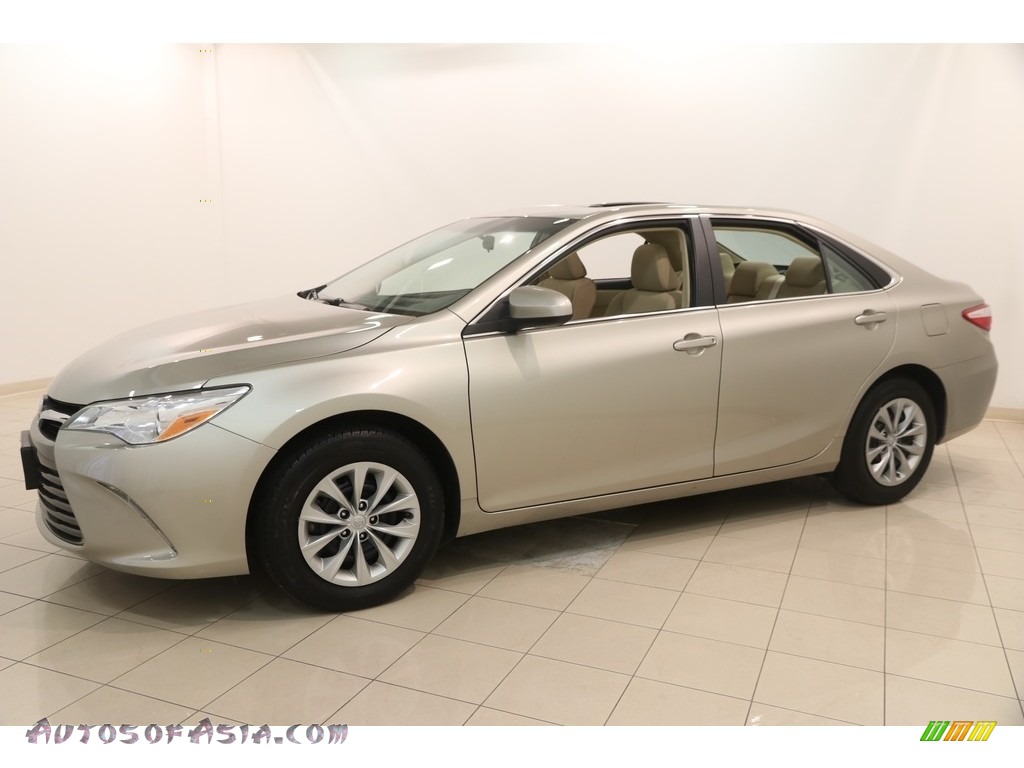 2015 Camry LE - Creme Brulee Mica / Almond photo #3