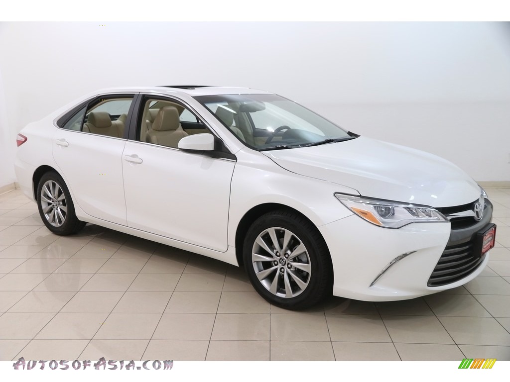 Blizzard Pearl White / Almond Toyota Camry XLE V6