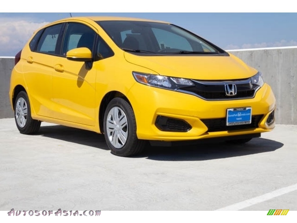 2019 Fit LX - Helios Yellow Pearl / Black photo #1