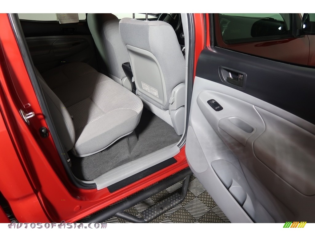 2015 Tacoma V6 Double Cab 4x4 - Barcelona Red Metallic / Graphite photo #34