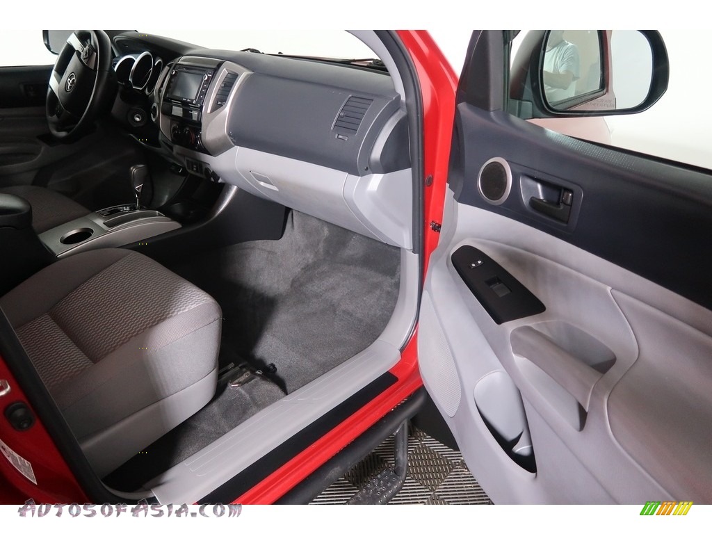 2015 Tacoma V6 Double Cab 4x4 - Barcelona Red Metallic / Graphite photo #35