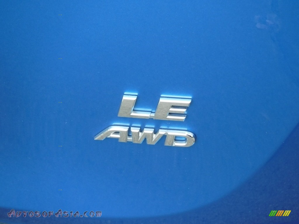 2016 RAV4 LE AWD - Electric Storm Blue / Black photo #11