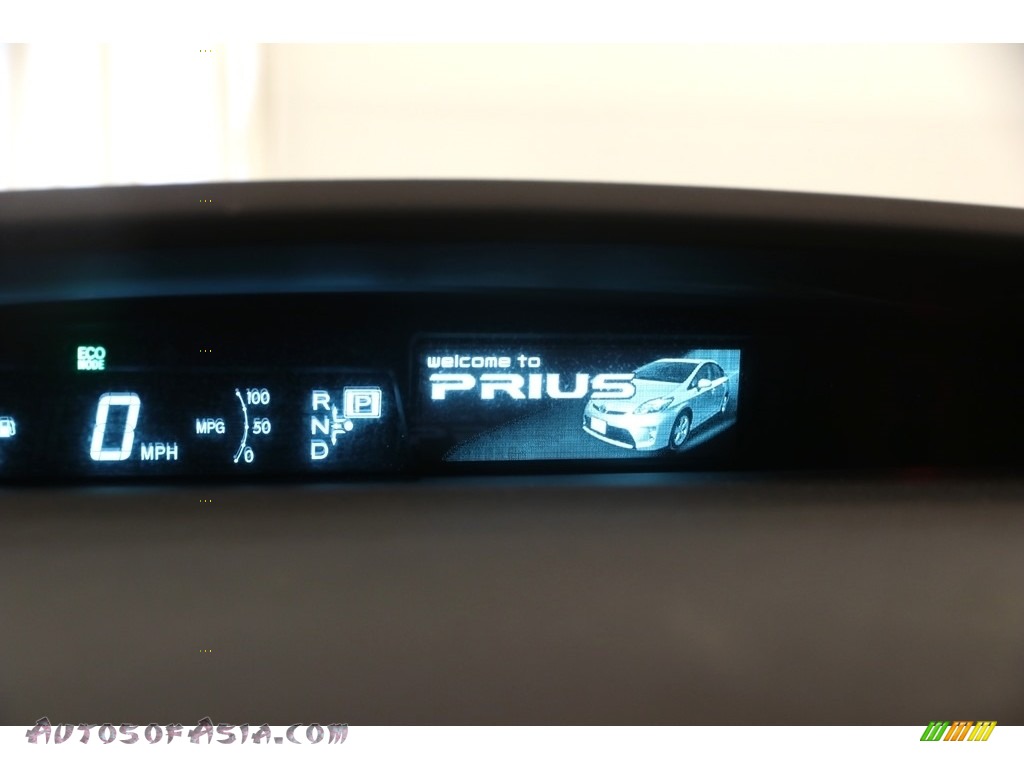 2015 Prius Two Hybrid - Black / Dark Gray photo #7