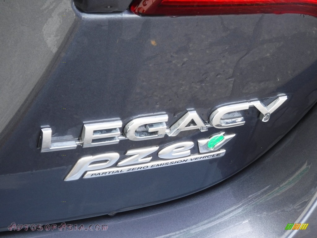 2017 Legacy 2.5i Sport - Carbide Gray Metallic / Sport Two-Tone Gray photo #10
