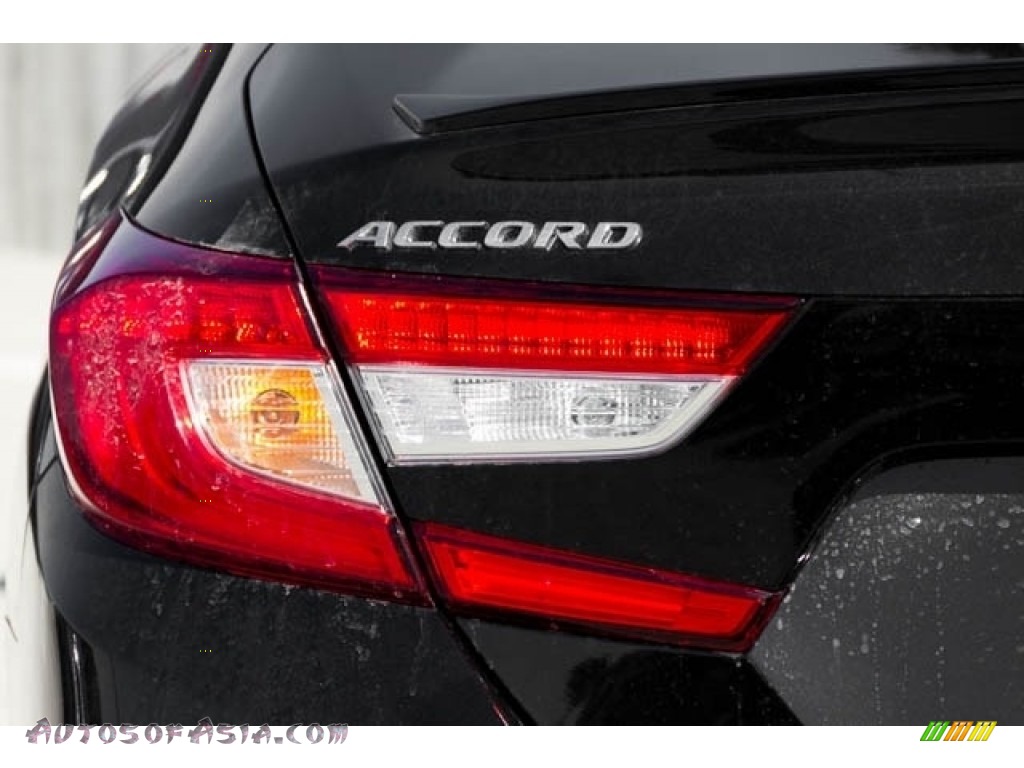 2018 Accord Sport Sedan - Crystal Black Pearl / Black photo #7