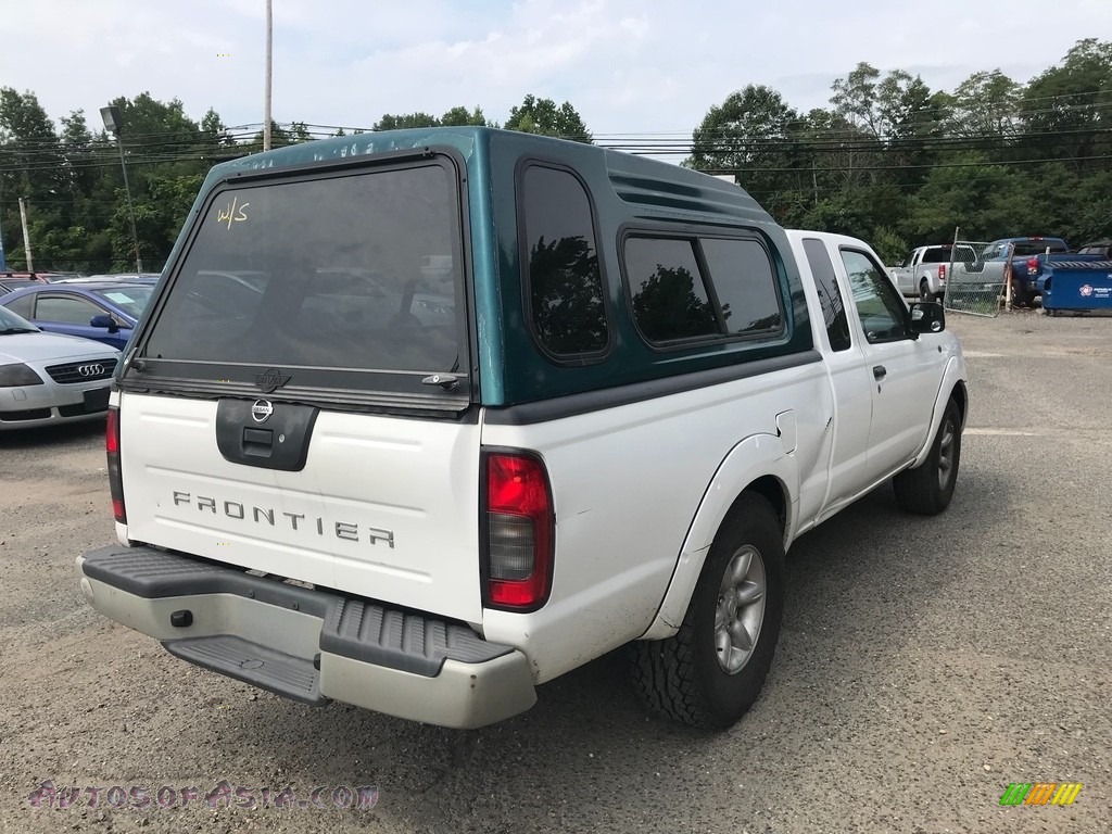 2003 Frontier XE King Cab - Avalanche White / Gray photo #7
