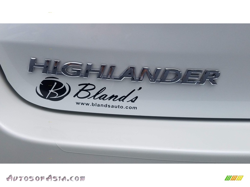 2016 Highlander XLE - Blizzard Pearl / Black photo #43