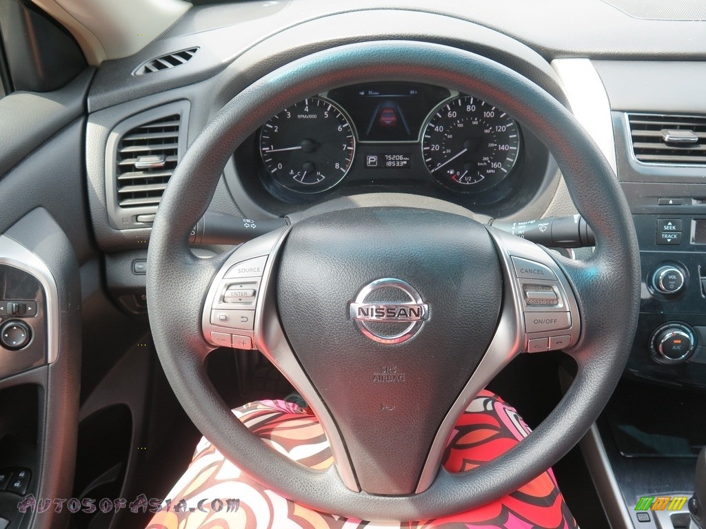 2013 Altima 2.5 S - Cayenne Red / Charcoal photo #11